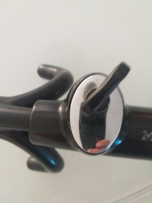 Antifurt de pus pe volan