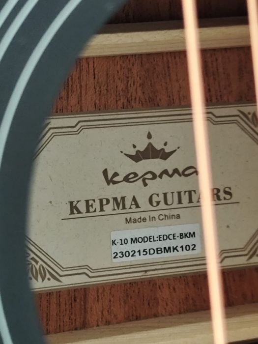 Продам гитару в идеальном состоянии