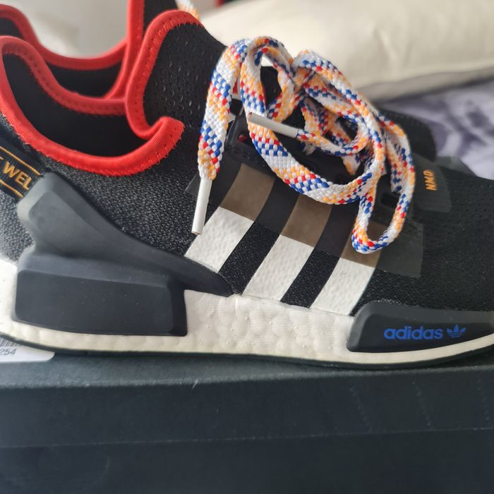ADIDAS NMD R1.V2 mărimea 40 ⅔