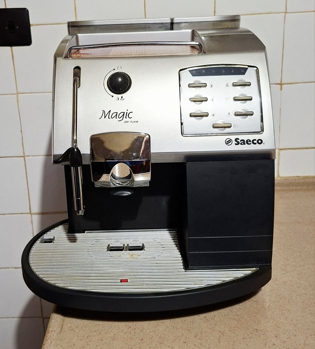 Кафеавтомат Saeco Magic de Lux