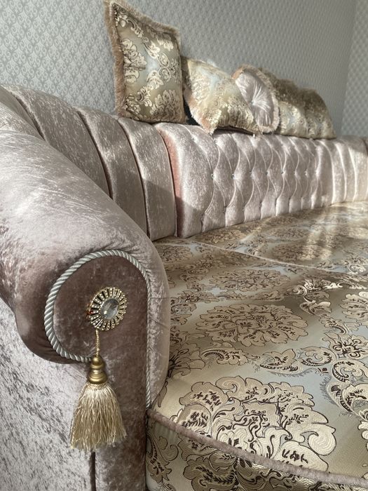 диван в гостинную