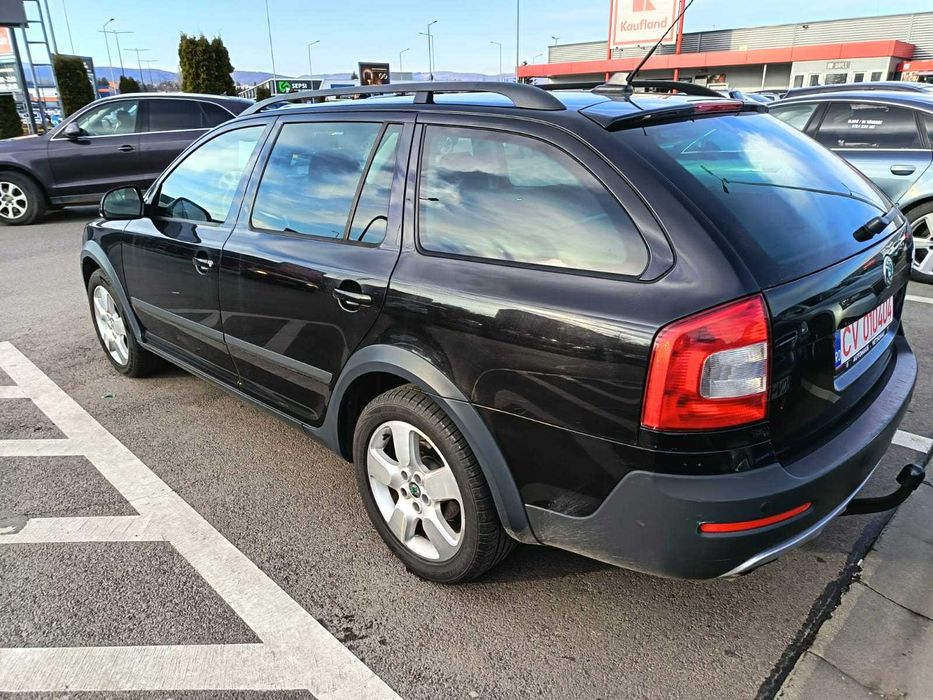 Scoda Octavia Scout 4x4, 2012  140cp recent adus in tara
