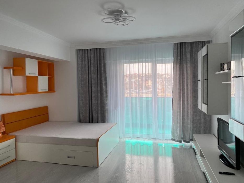 De închiriat apartament cu o cameră - spațios și modern