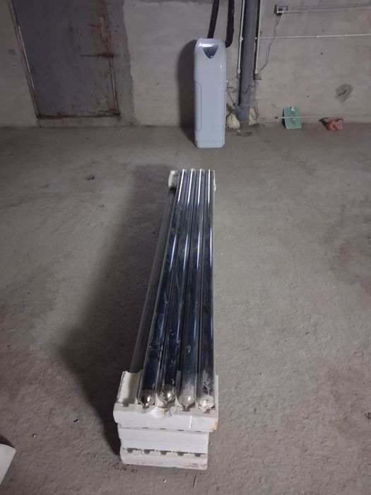 Se vinde   tuburi panou vidat