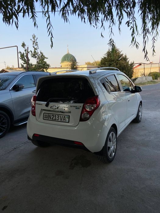 Продаю спарк в хорошем состоянии