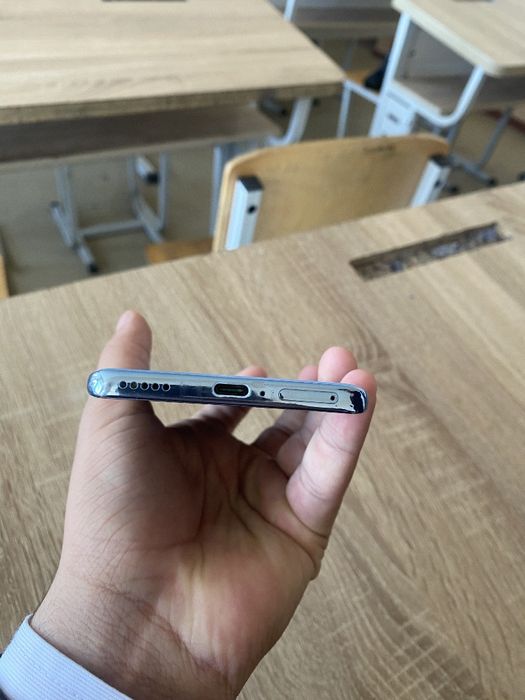 Xiaomi 13 lite 8/256gb