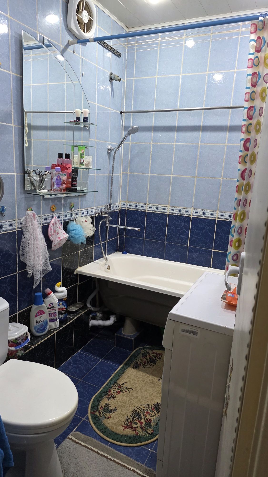 Продаётся 2 комн квартира 3 микр