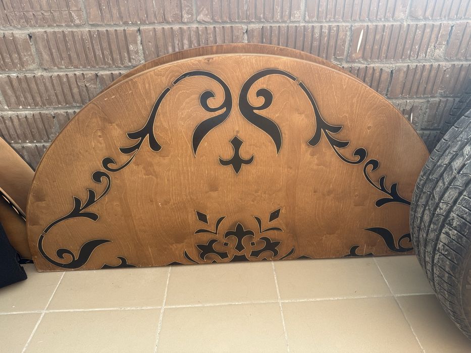 Стол круглый казахский