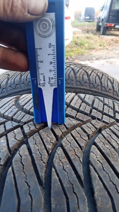 Гуми 225 45 17  trazano