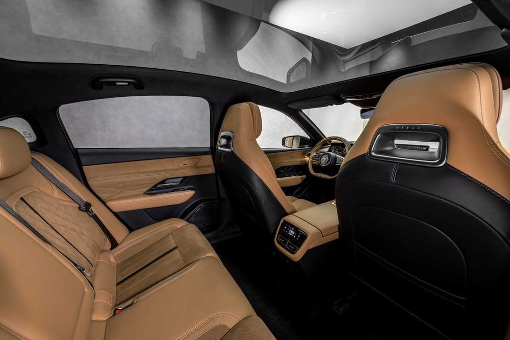 Mazda ez 6 2024г 13500км