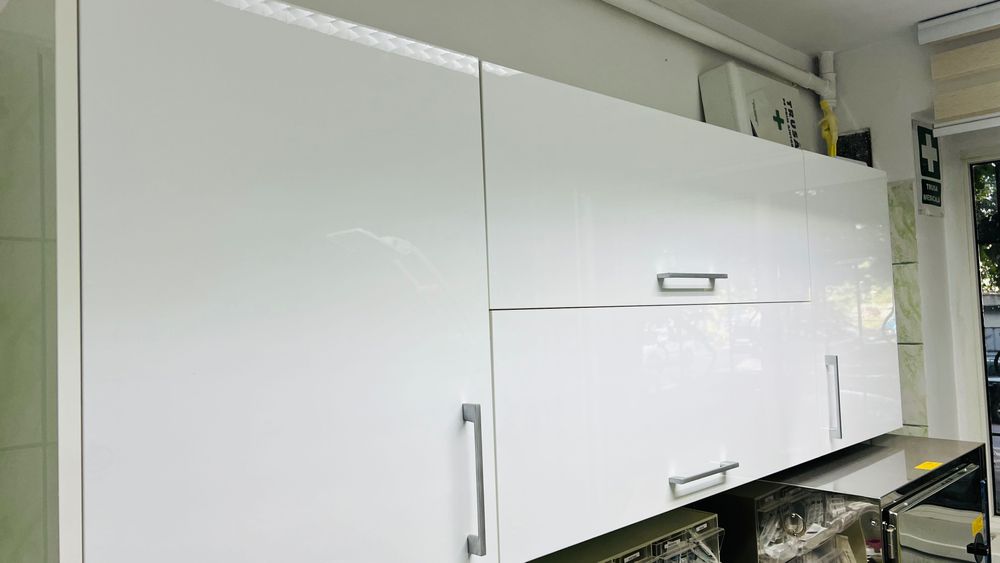 Mobila bucatarie mdf alb lucios