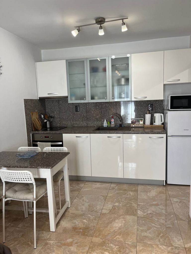 Продава се Двустаен апартамент в Варна, Автогара - 50 кв.м за 3380 €/кв.м - Снимка #14