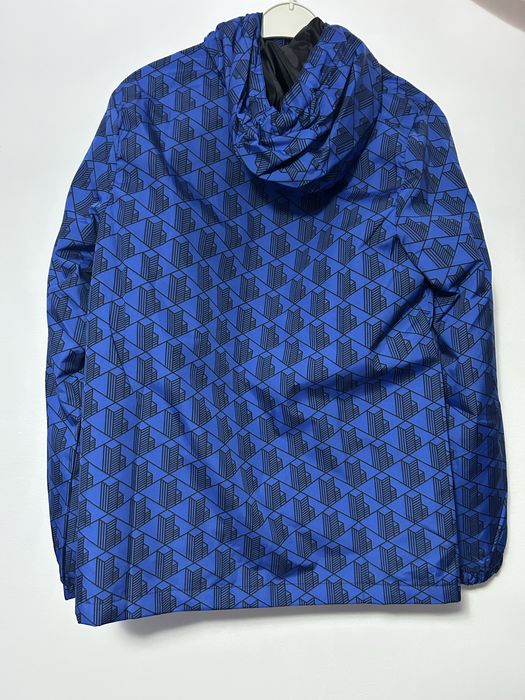 Vand jacheta Lacoste