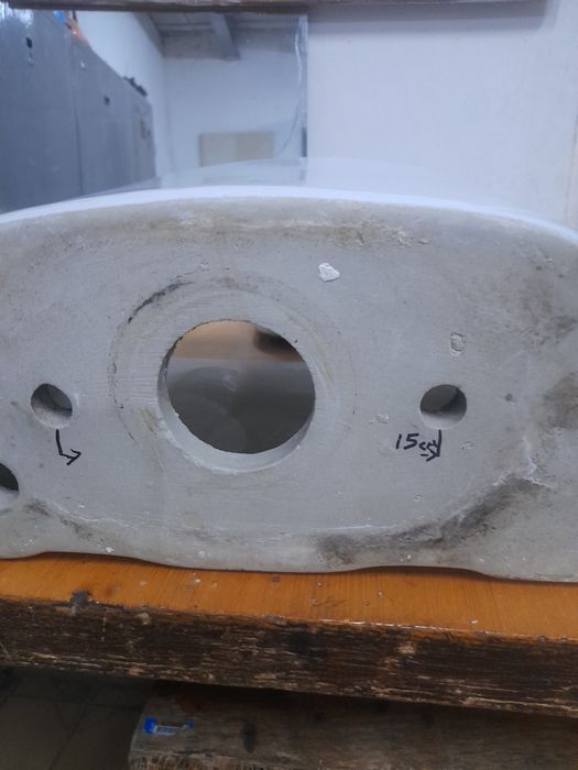 Бачонок унитаза .