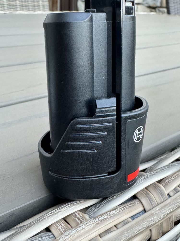 Acumulatori Bosch 12V  3.0 Ah  - scule albastre
