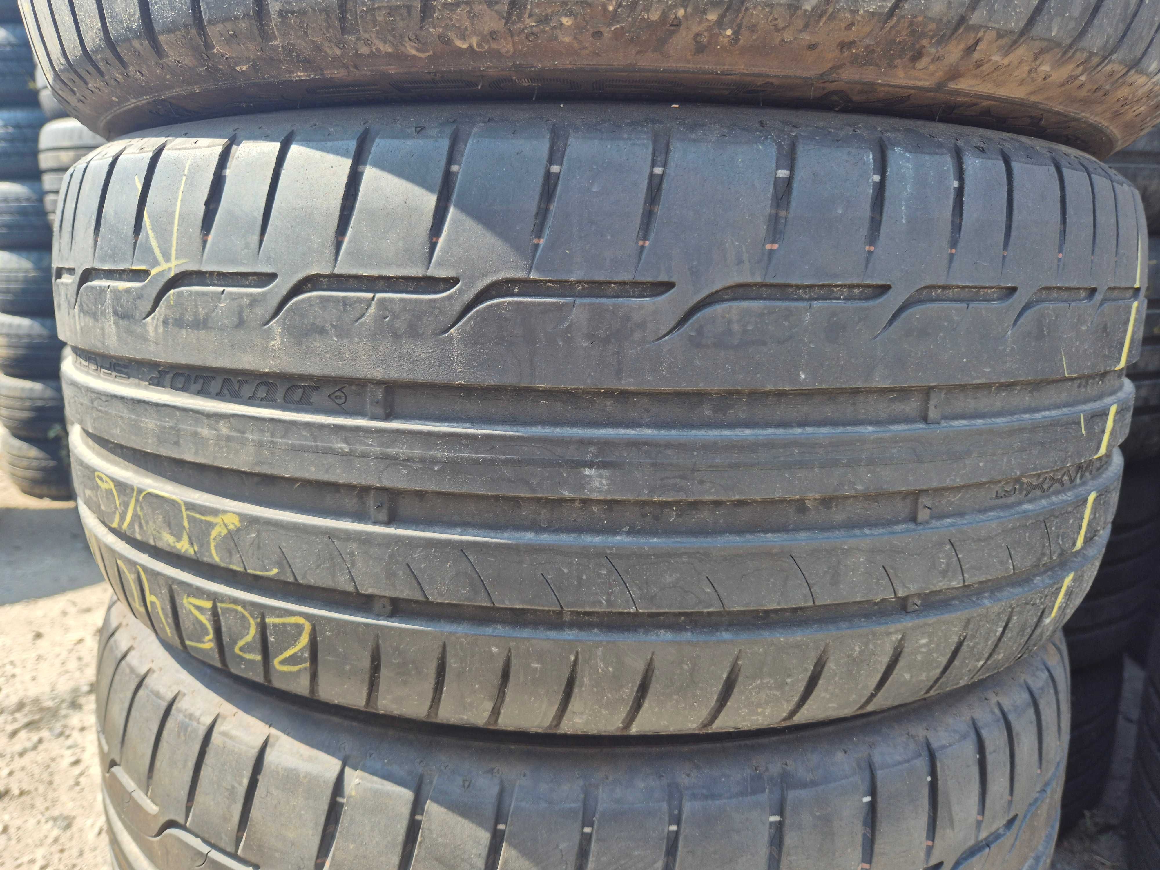 Anvelope de VARA 225/40/18 - DUNLOP - Stare buna - dot 2016