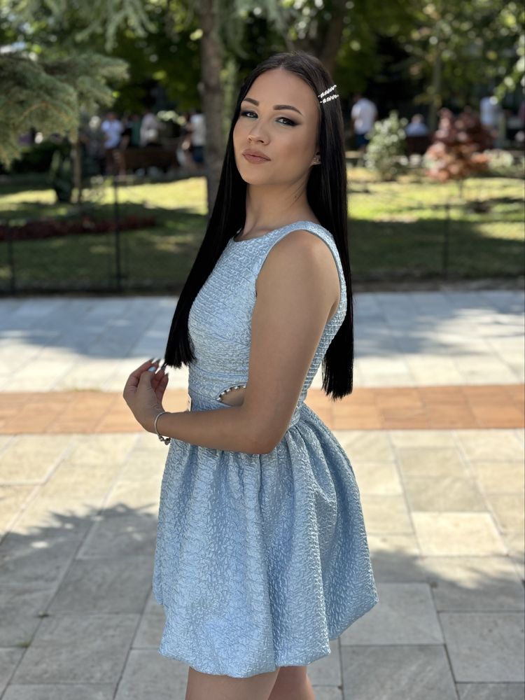 Официална рокля Junona с перли