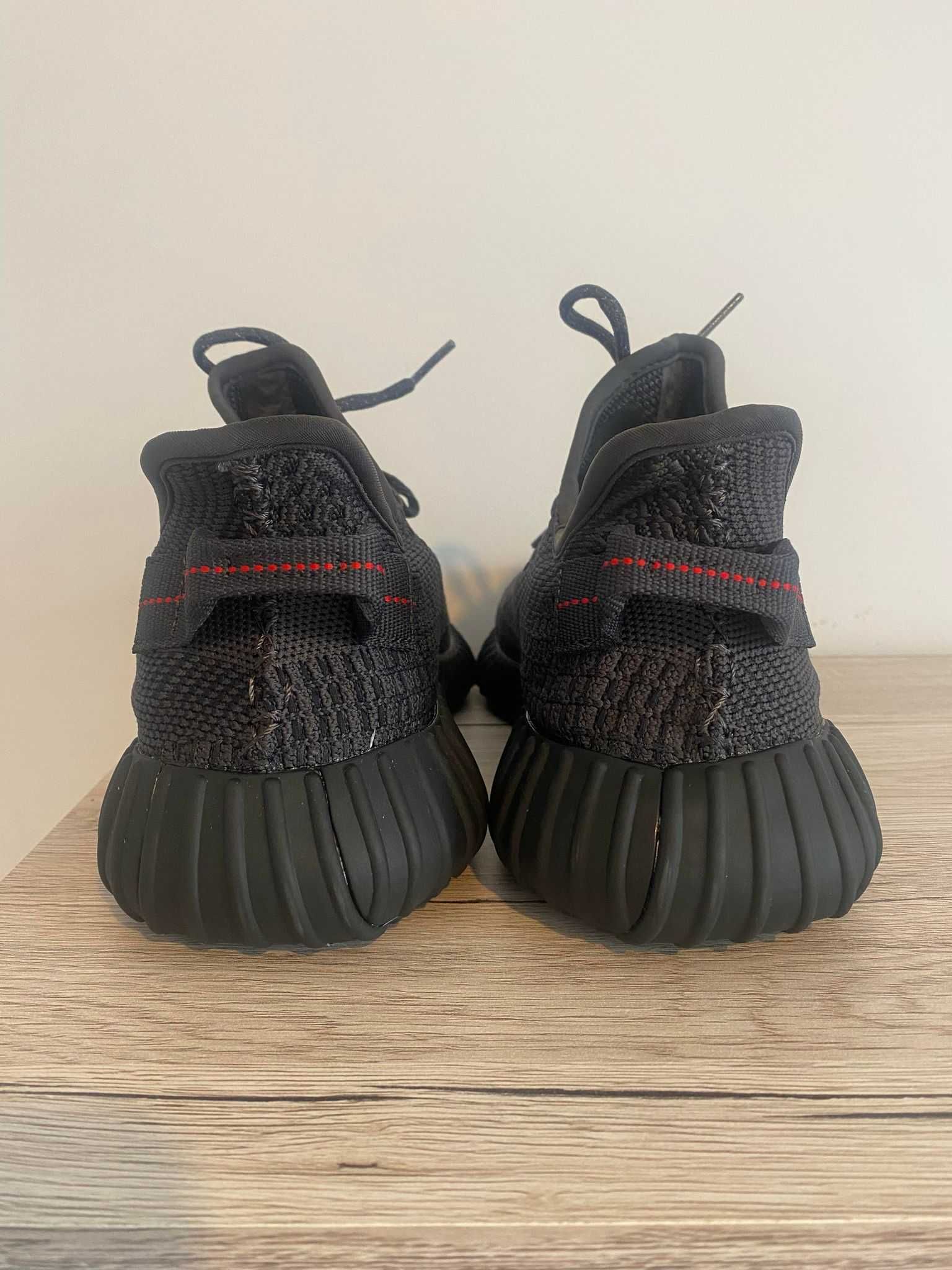 Yeezy Boost 350 V2 Black