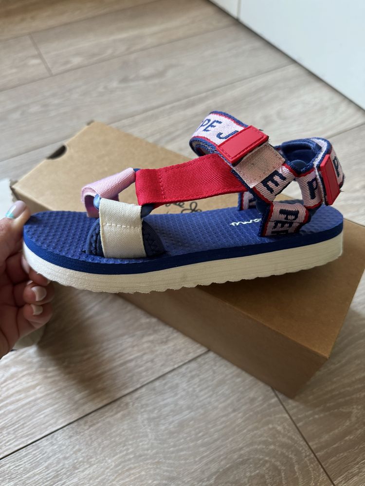 Сандали Pepe jeans 32номер