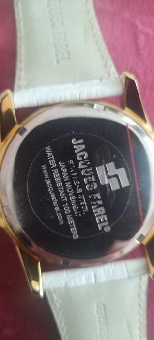 Нов дамски часовник