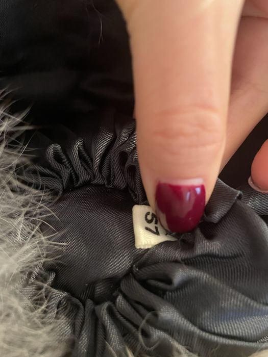 Caciula din blana de vulpe noua