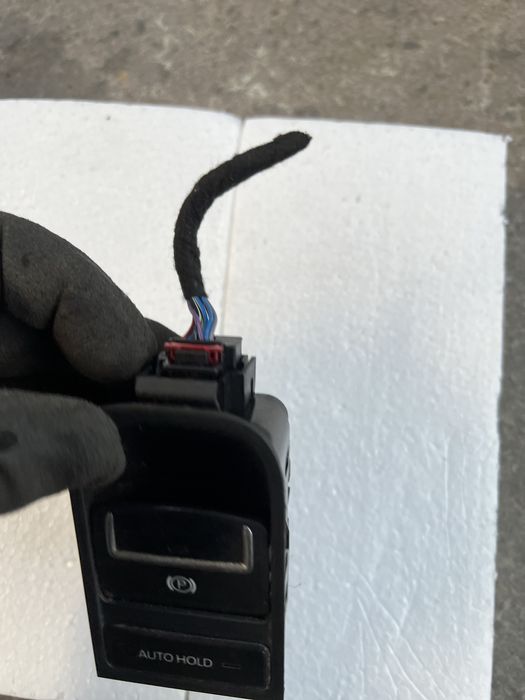 Buton frana mana si autohold pt vw tiguan