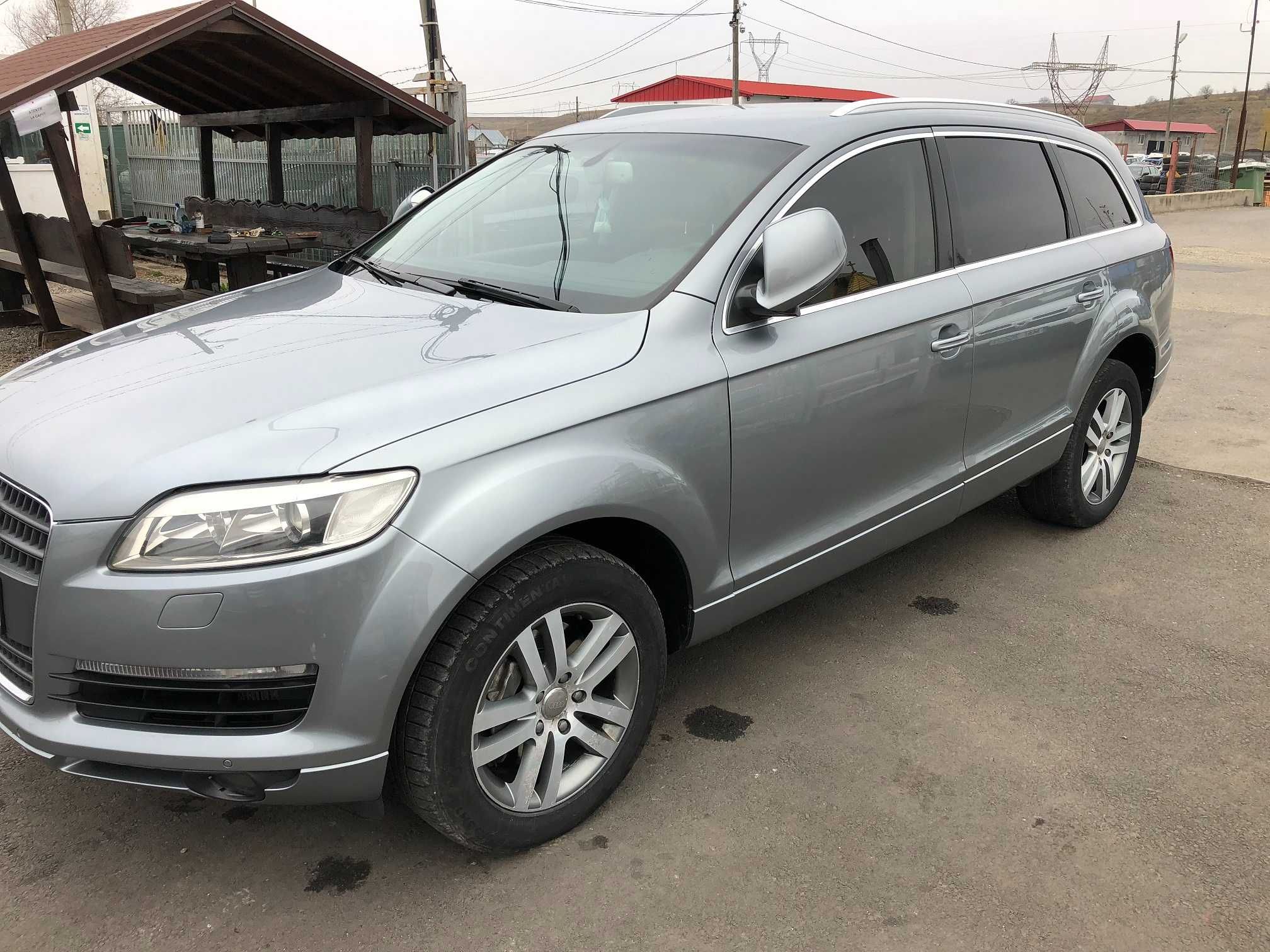 Dezmembrez Audi Q7 3,0 tdi BUG 2008