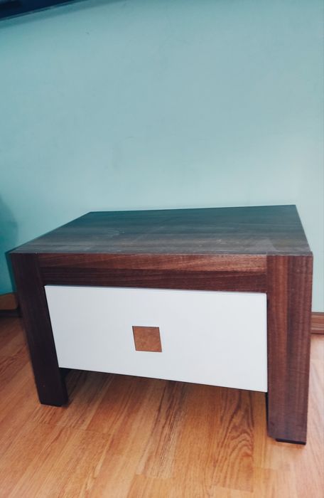 Comode de pat spațioase