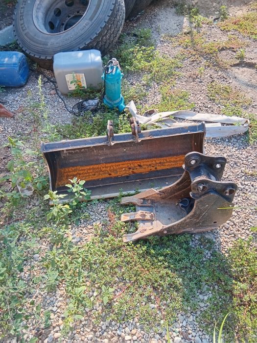 Miniexcavator takeuchi