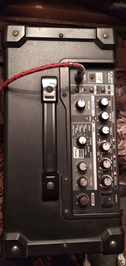 Кубе Roland китара Fender Washburn Pro Stratocaster