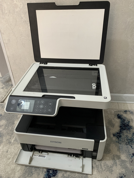 Продам скоростной 3в1 Epson M2140