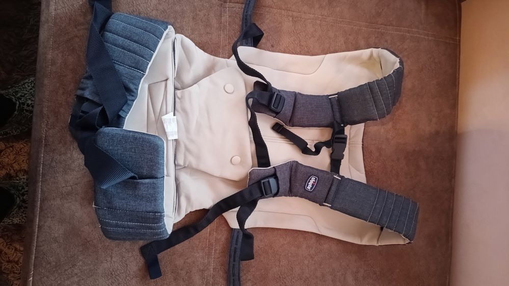 Ергономично кенгуру Chicco