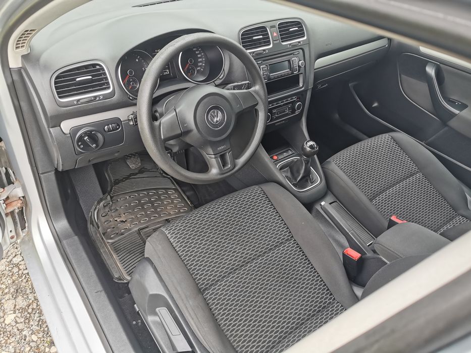 Volkswagen golf 6 1,6 tdi an 2012