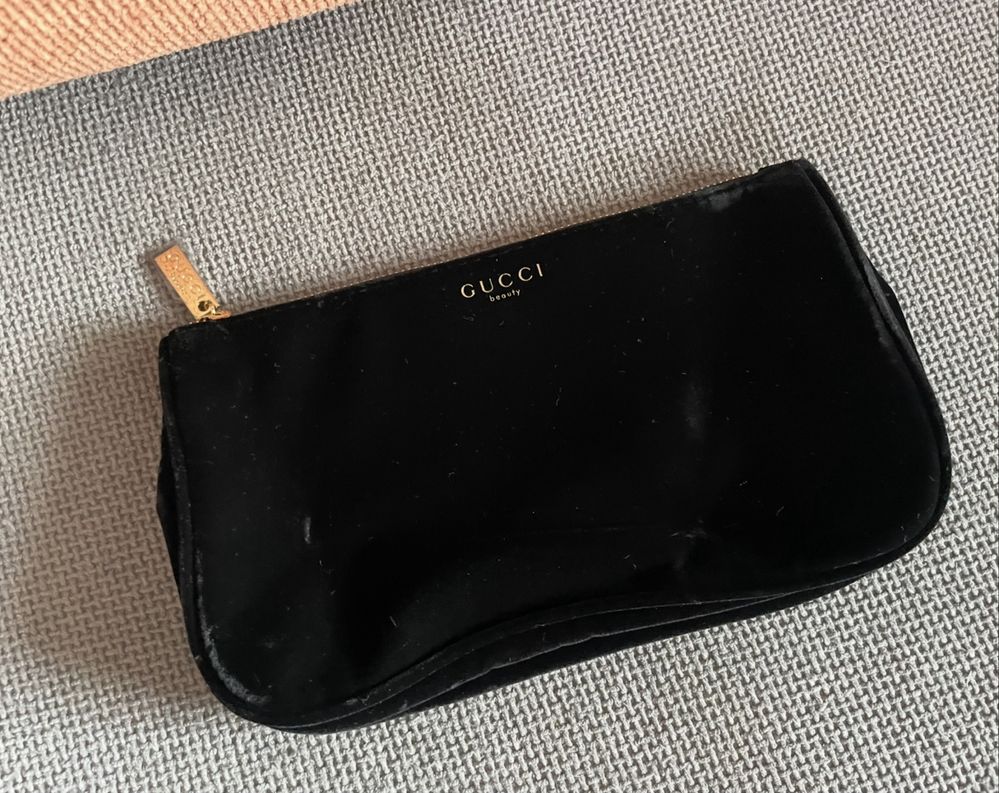 Чанта за тоалетни принадлежности Gucci