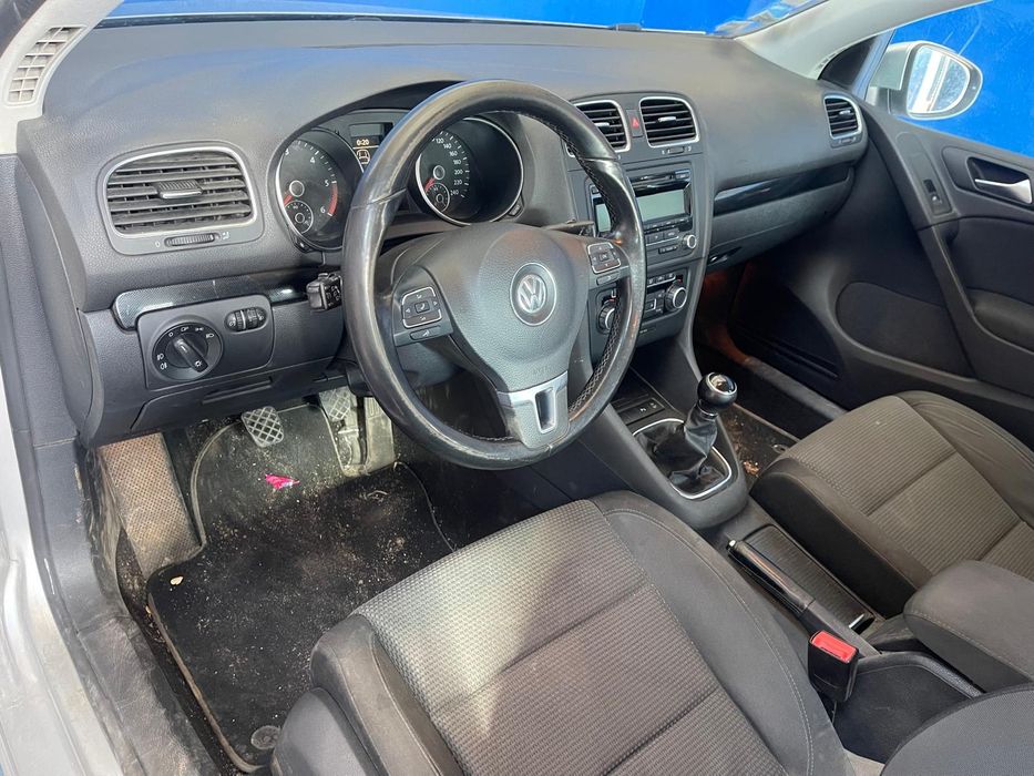 Plansa bord + airbag pasager și picioare vw Golf6