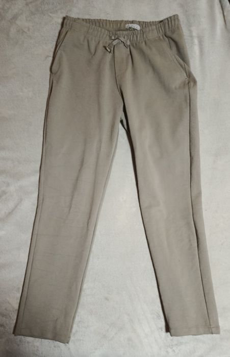 Светло-серые штаны