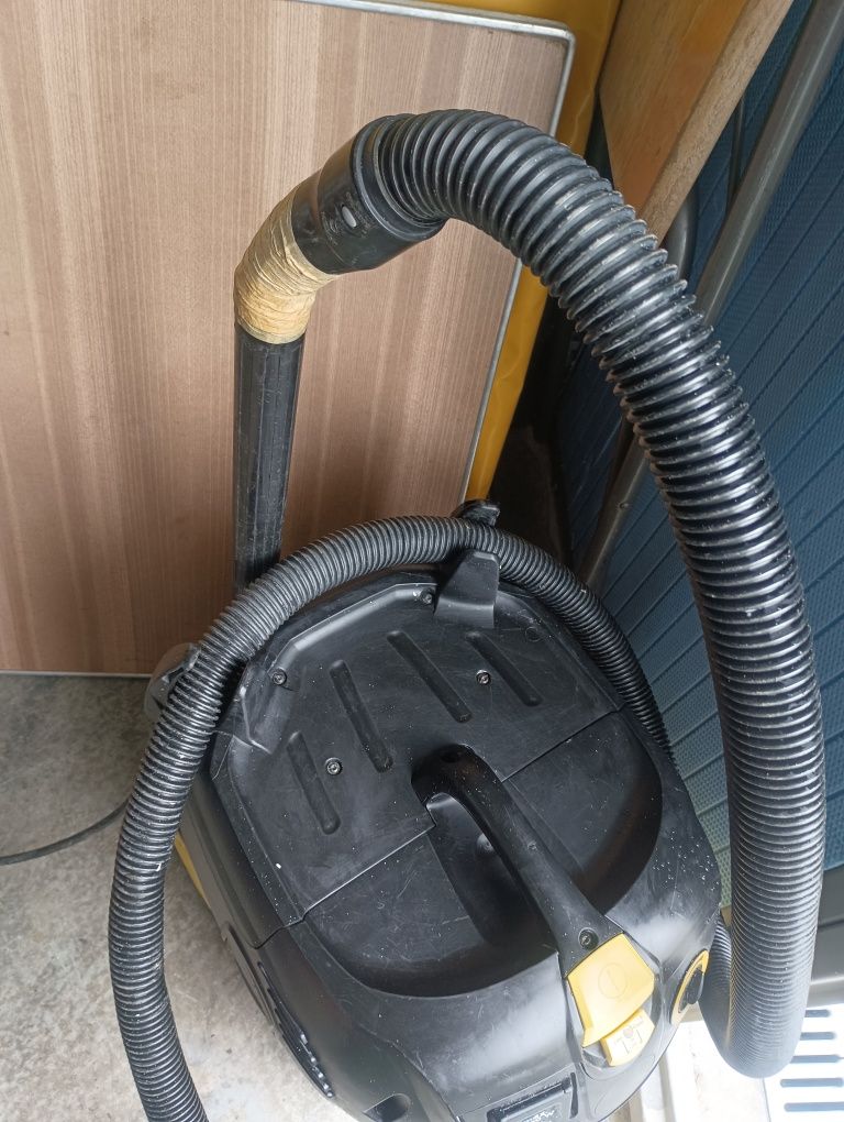 Karcher прахосмукачка с изтупване
