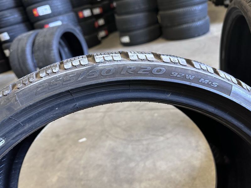 255/30/20 PIRELLI 2бр