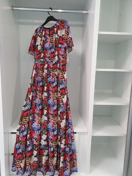 Rochie de zi înflorată Dubai