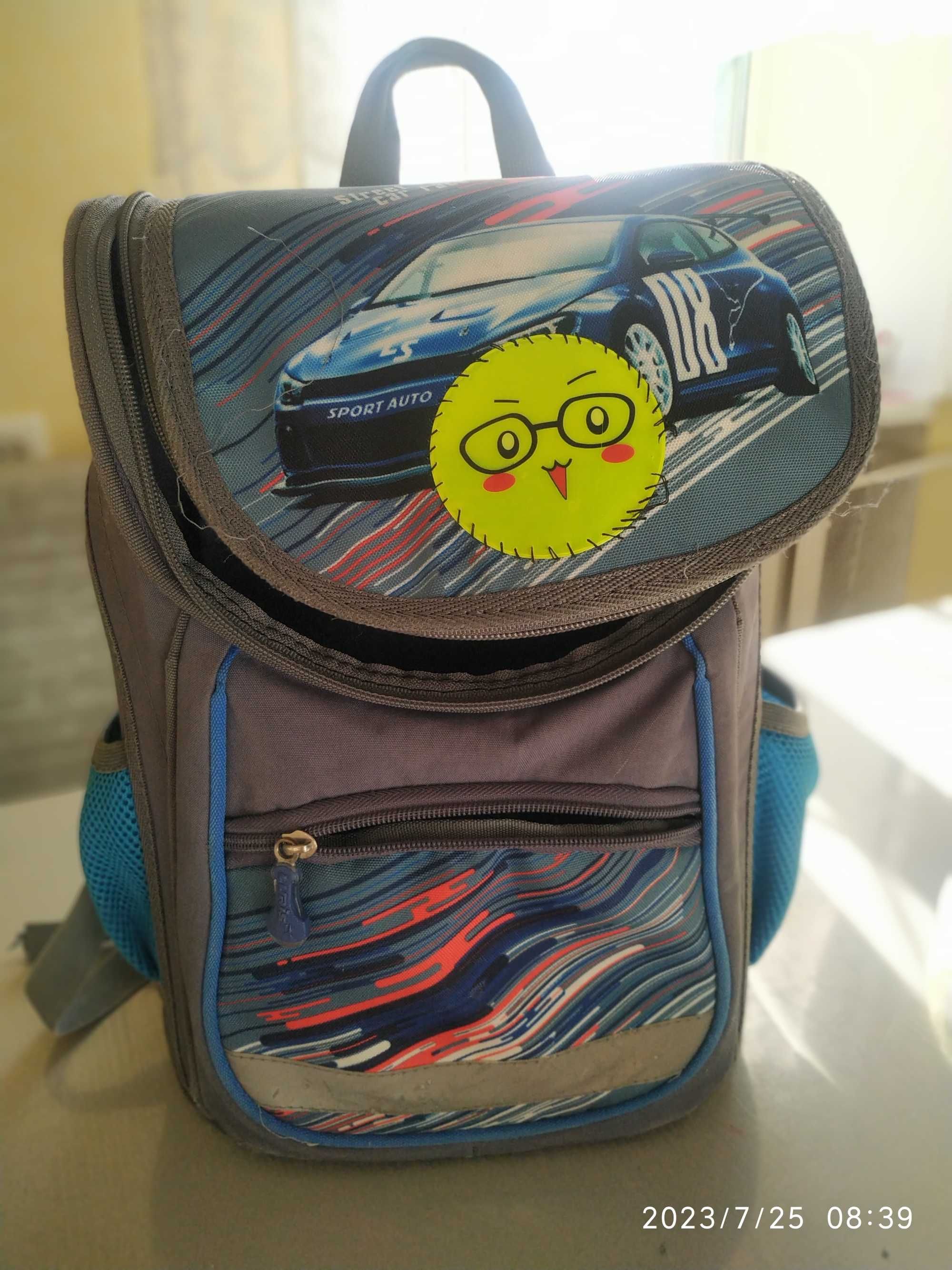 Продам каркасный рюкзак для начальной школы