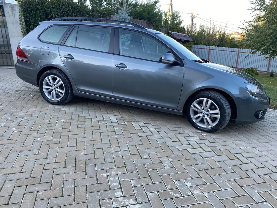 Volkswagen Golf masina este ok,import Germania 2014,carte servis