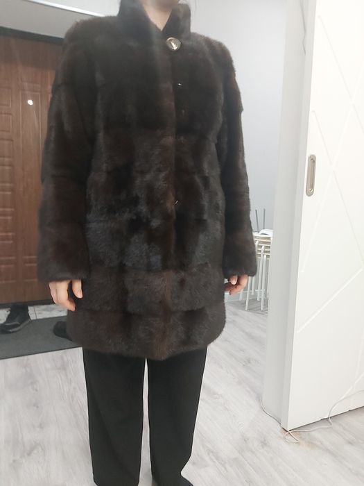 Продаю шубу норковую