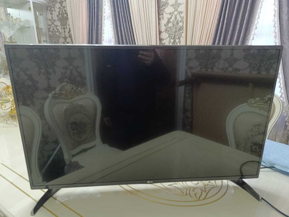 Телевизор LG 42LF653V