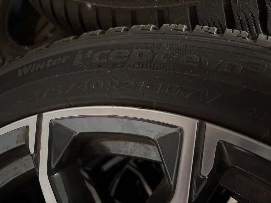 Jante originale BMW X5 G05 X6 G06 741 M cu anvelope iarna Hankook roti