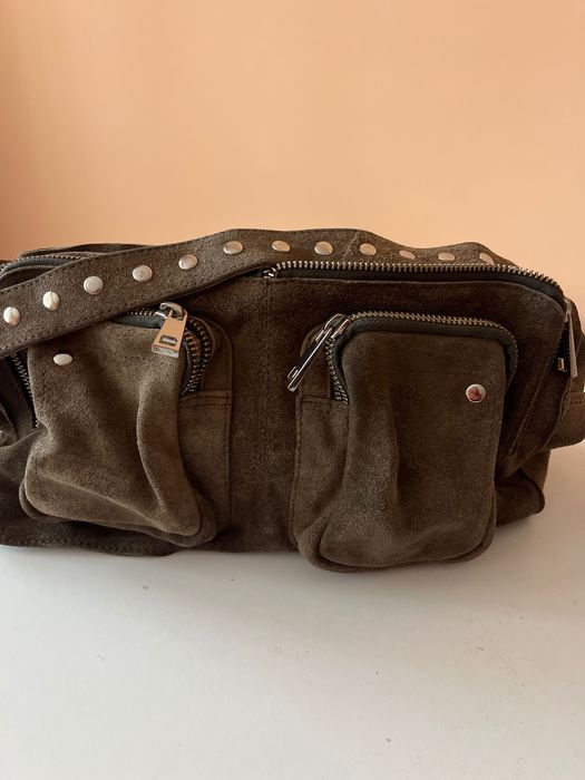 Чанта от естевен велур