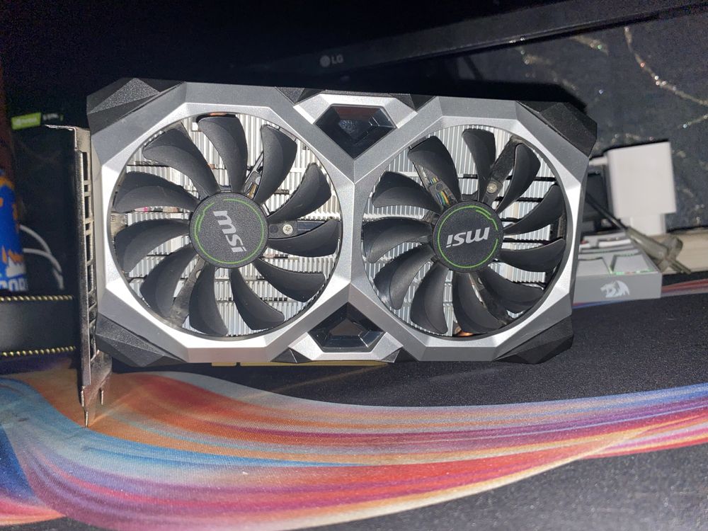 Продам видеокарту Gtx 1660super