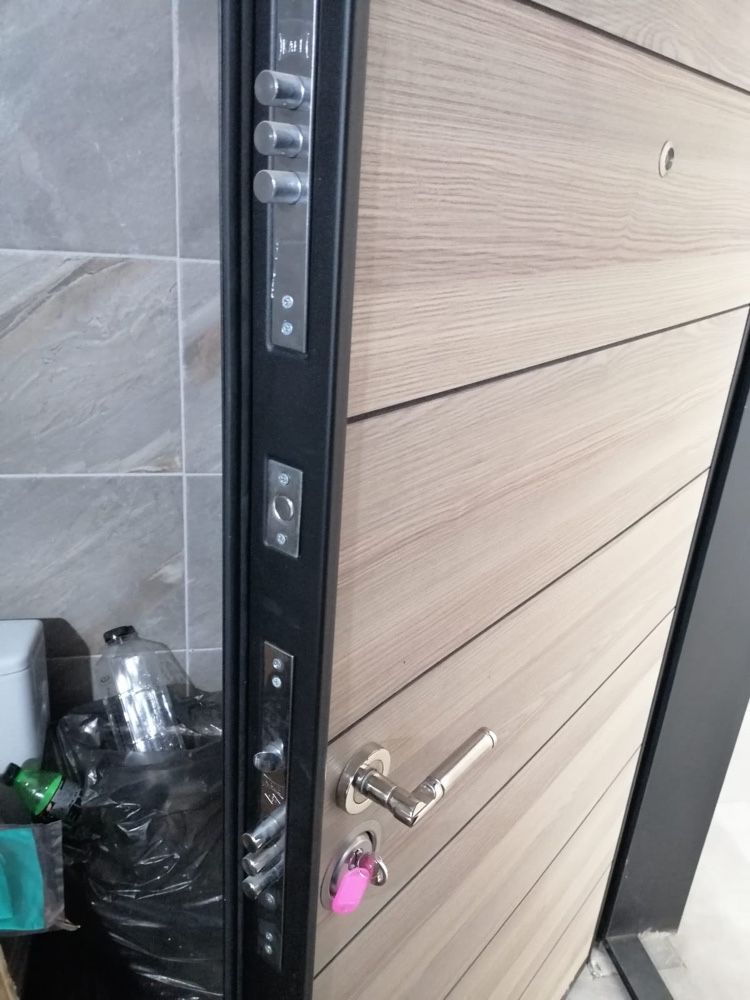 Deblocari auto usi  Constanta 08:00-20:00