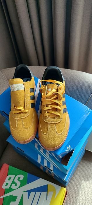 Шикозни обувки кецове adidas spezial
