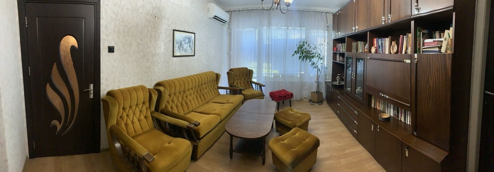 Продажба на тристаен апартамент