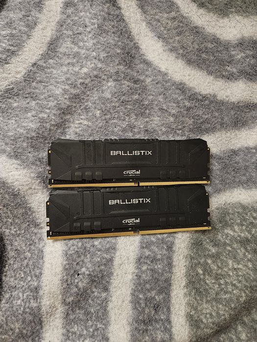 Kit dual channel, 16 GB RAM DDR4 Crucial Ballistic, 3600 CL18 XMP